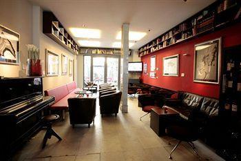 Art Hotel Royal คาร์ลสรูเฮอ ภายนอก รูปภาพ